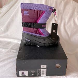 Sorel children’s snow boots size 12 NWT